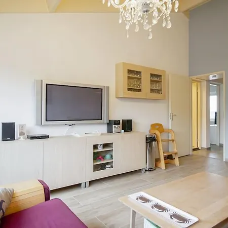 19 - Aan De Duinen, Aan Zee