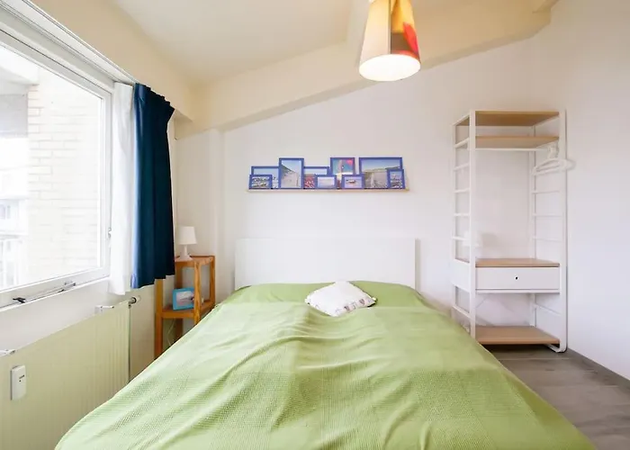 19 - Aan De Duinen, Aan Zee